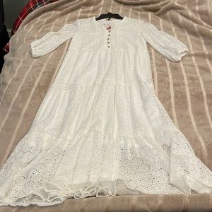 White lace dress